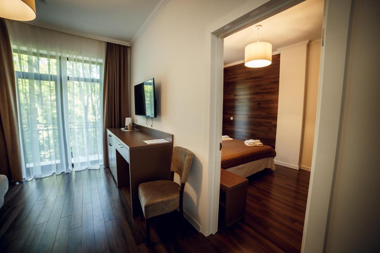 Кайзервальд Клуб Hotel Dãy núi Karpat Ngoại thất bức ảnh