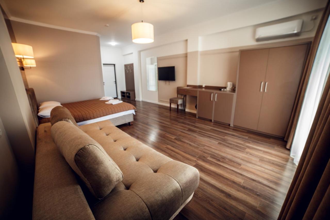 Кайзервальд Клуб Hotel Dãy núi Karpat Ngoại thất bức ảnh